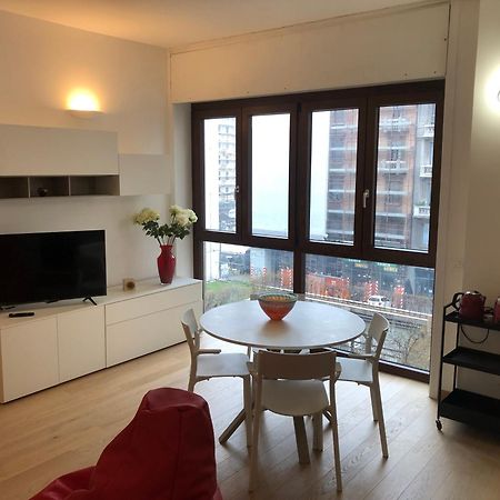 Music House - Carozzi Apartments Милано Екстериор снимка