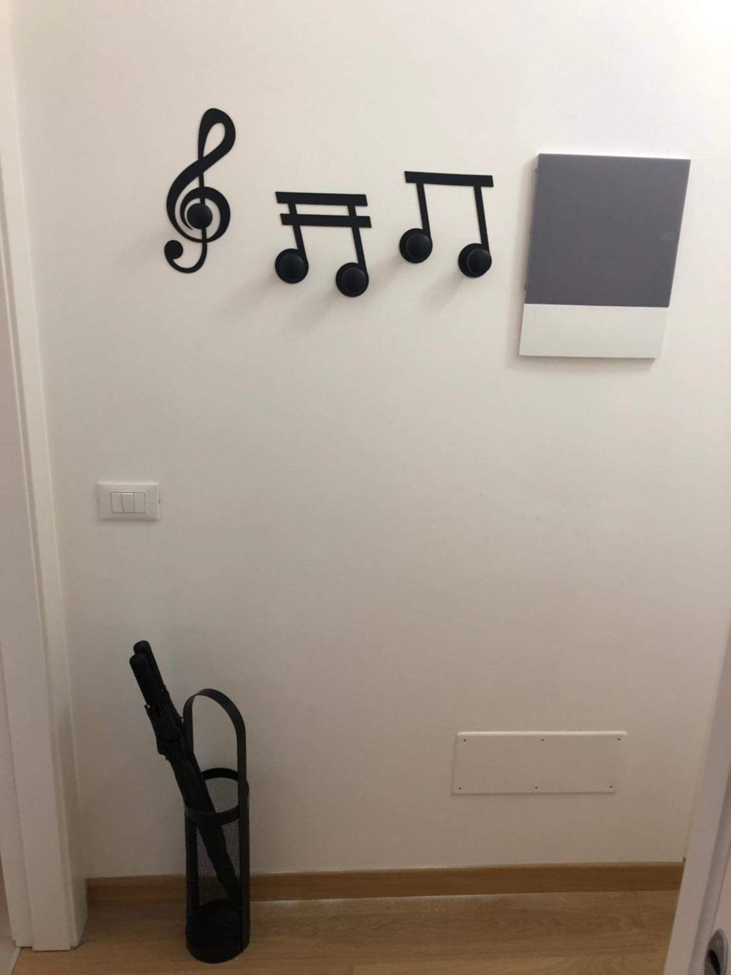 Music House - Carozzi Apartments Милано Екстериор снимка