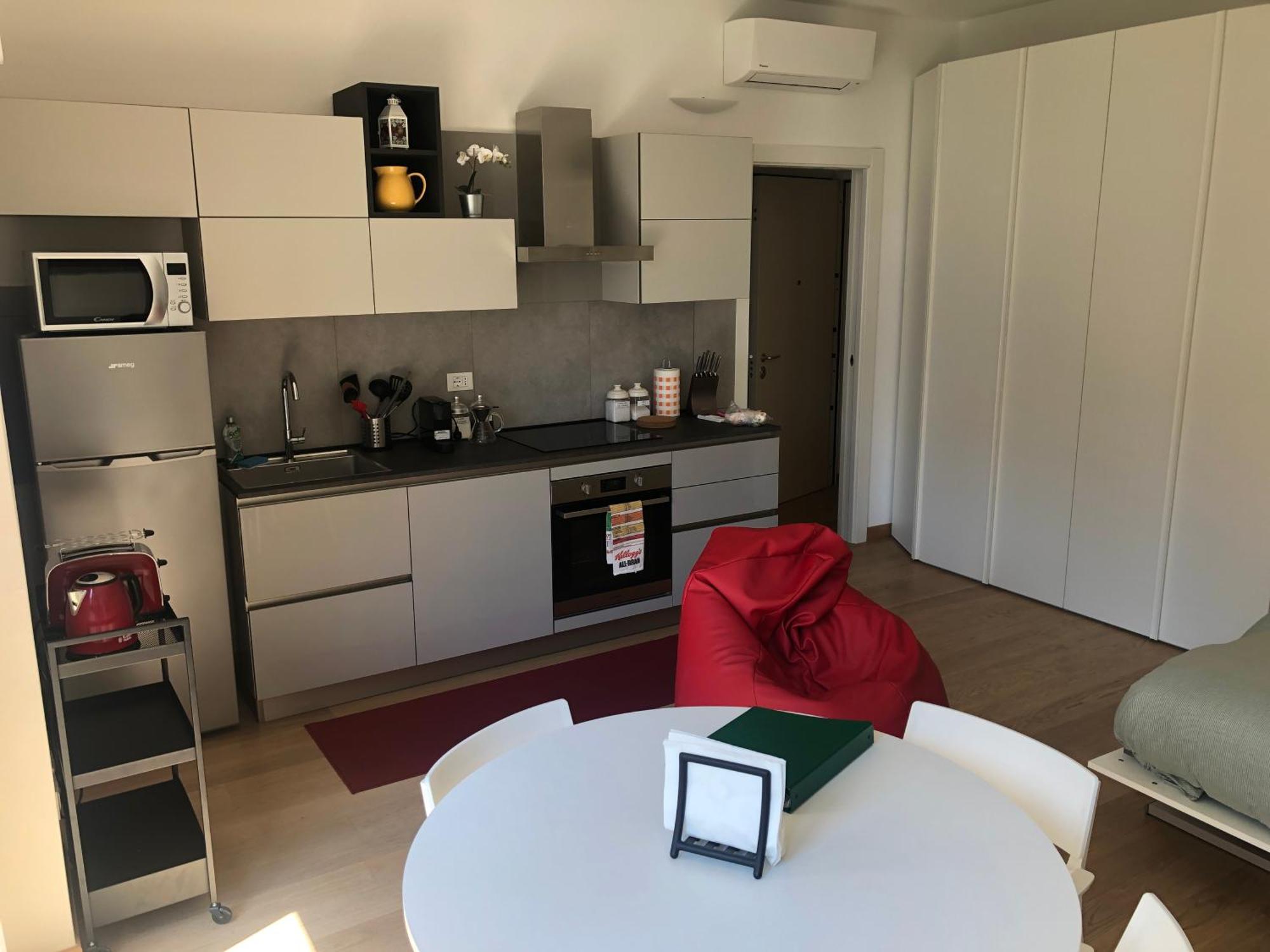 Music House - Carozzi Apartments Милано Екстериор снимка